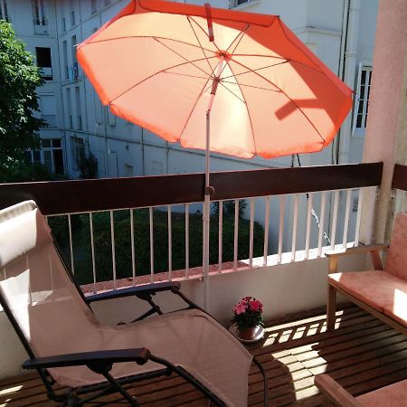 Le Pardeilhan Appt Chaleureux, Lumineux Avec Terrasse Et Parking En Coeur De Ville Bagnères-de-Luchon Exteriör bild