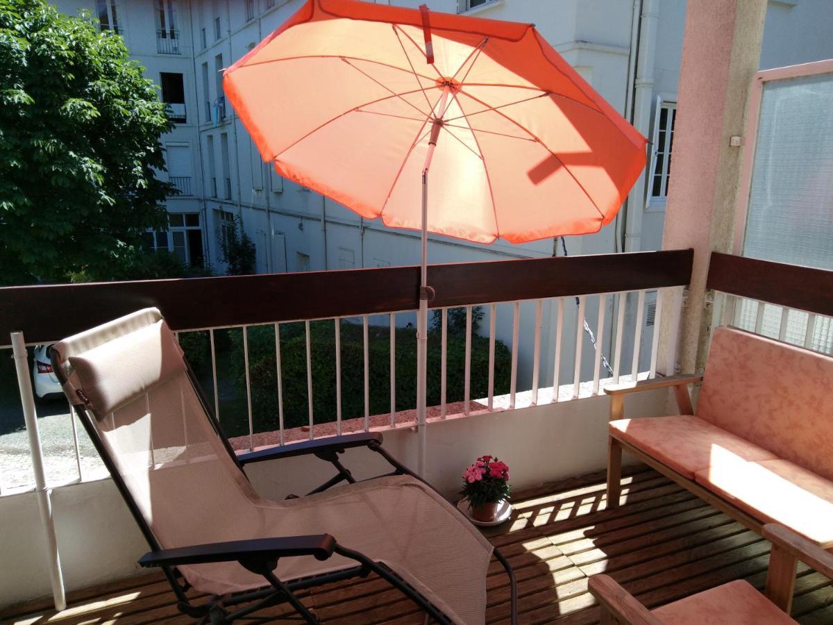 Le Pardeilhan Appt Chaleureux, Lumineux Avec Terrasse Et Parking En Coeur De Ville Bagnères-de-Luchon Exteriör bild