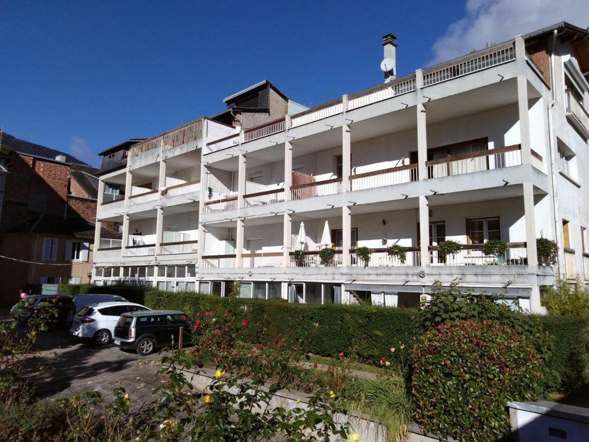 Le Pardeilhan Appt Chaleureux, Lumineux Avec Terrasse Et Parking En Coeur De Ville Bagnères-de-Luchon Exteriör bild